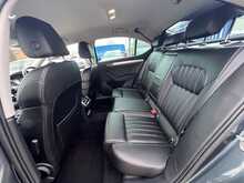 Skoda Superb 1.6 TDI SE Technology DSG (Euro 6) Diesel Hatchback