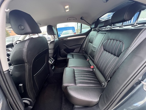 1.6 SE Technology DSG (Euro 6) 1.6 5dr Hatchback Semi Auto Diesel