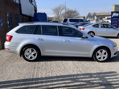 1.6 TDI SCR SE Technology (Euro 6) 1.6 5dr Estate Manual Diesel