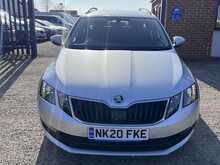 Skoda Octavia 1.6 TDI SCR SE Technology Euro 6 Diesel Manual Estate Car