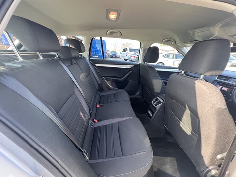 1.6 TDI SCR SE Technology (Euro 6) 1.6 5dr Estate Manual Diesel