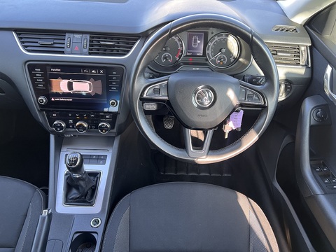 1.6 TDI SCR SE Technology (Euro 6) 1.6 5dr Estate Manual Diesel