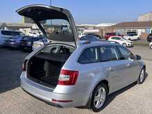 Skoda Octavia 1.6 TDI SCR SE Technology Euro 6 Diesel Manual Estate Car