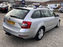Skoda Octavia 1.6 TDI SCR SE Technology Euro 6 Diesel Manual Estate Car