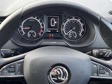 Skoda Octavia 1.6 TDI SCR SE Technology Euro 6 Diesel Manual Estate Car