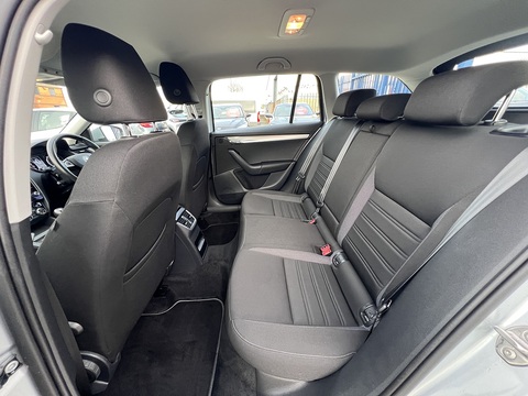 1.6 TDI SCR SE Technology (Euro 6) 1.6 5dr Estate Manual Diesel