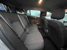 Vauxhall Astra 1.6 CDTI [110] Design Sport Tourer [Euro 6] Diesel Manual Estate