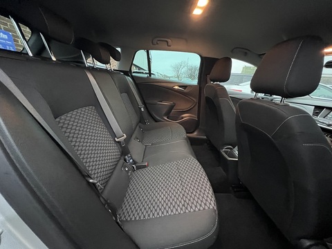 1.6 CDTi [110] Design Sports Tourer [Euro 6] 1.6 5dr Estate Manual Diesel