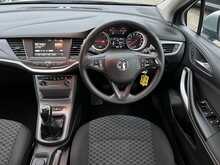 Vauxhall Astra 1.6 CDTI [110] Design Sport Tourer [Euro 6] Diesel Manual Estate