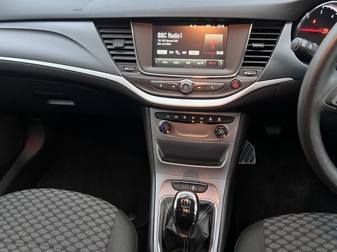 1.6 CDTi [110] Design Sports Tourer [Euro 6] 1.6 5dr Estate Manual Diesel