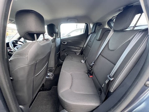 1.5dCi [90] Play 1.5 5dr Hatchback Manual Diesel