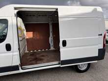Peugeot Boxer 2.2 HDI 335 L2H2 Panel Van Euro 6 Diesel Manual