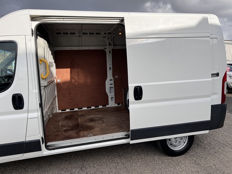 2.2 HDi 335 L2H2 Panel Van 2.2 4dr Panel Van Manual Diesel