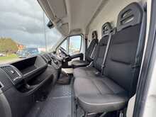 Peugeot Boxer 2.2 HDI 335 L2H2 Panel Van Euro 6 Diesel Manual