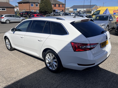 2.0 TDI [150] SE (Euro 6) 2.0 5dr Estate Manual Diesel