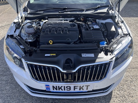 2.0 TDI [150] SE (Euro 6) 2.0 5dr Estate Manual Diesel