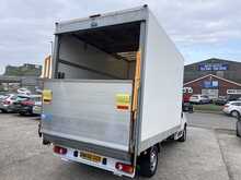Citroen Relay 2.0 BlueHDI 35 L3 Box Body with Tail Lift Euro 6 Diesel Manual
