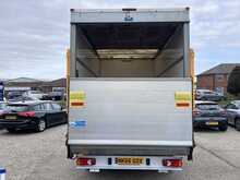 Citroen Relay 2.0 BlueHDI 35 L3 Box Body with Tail Lift Euro 6 Diesel Manual
