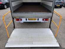 Citroen Relay 2.0 BlueHDI 35 L3 Box Body with Tail Lift Euro 6 Diesel Manual