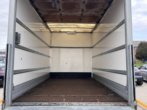 2.0 BlueHDI 35 L3 Box Body with Tail Lift 2.0 2dr Chassis Cab Manual Diesel