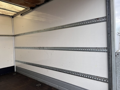 2.0 BlueHDI 35 L3 Box Body with Tail Lift 2.0 2dr Chassis Cab Manual Diesel