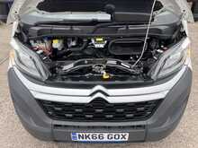 Citroen Relay 2.0 BlueHDI 35 L3 Box Body with Tail Lift Euro 6 Diesel Manual