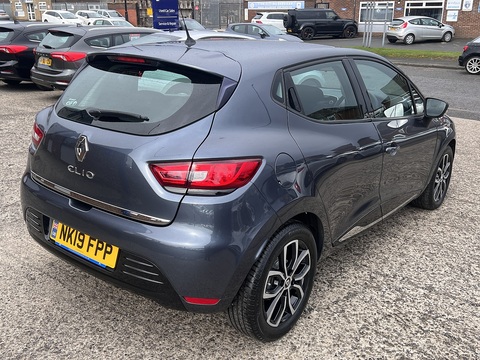 1.5dCi [90] Play 1.5 5dr Hatchback Manual Diesel