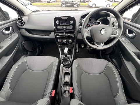 1.5dCi [90] Play 1.5 5dr Hatchback Manual Diesel