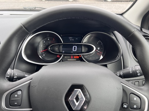 1.5dCi [90] Play 1.5 5dr Hatchback Manual Diesel