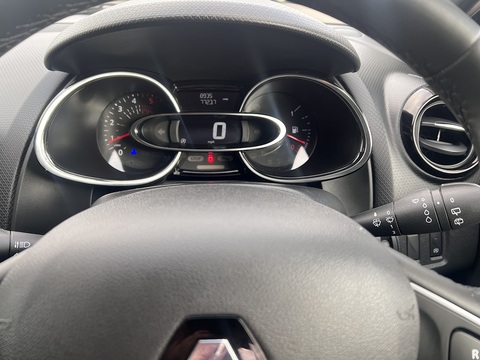 1.5dCi [90] Play 1.5 Hatchback Manual Diesel