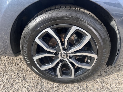 1.5dCi [90] Play 1.5 Hatchback Manual Diesel