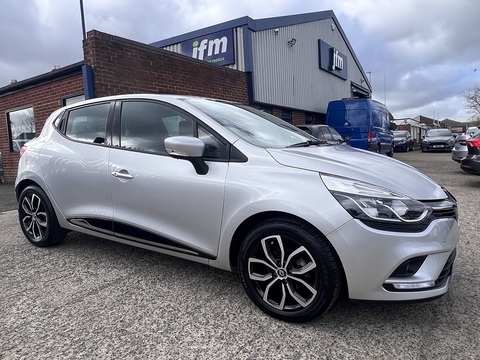 1.5dCi [90] Play 1.5 5dr Hatchback Manual Diesel