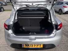 Renault Clio 1.5 dCi [90] Play 5-Door Hatchback Euro 6 Diesel Manual