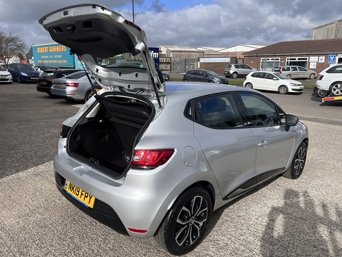 1.5dCi [90] Play 1.5 5dr Hatchback Manual Diesel