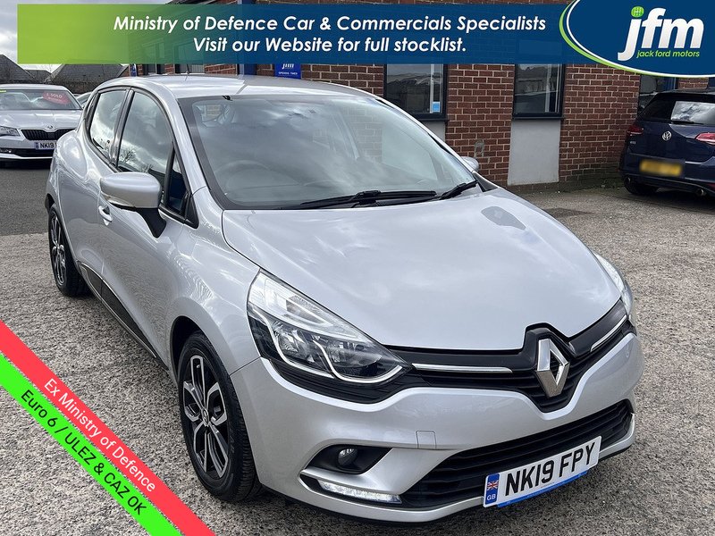 1.5dCi [90] Play 1.5 5dr Hatchback Manual Diesel