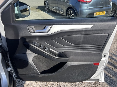 1.5 EcoBlue [95] Zetec Euro 6 1.5 5dr Estate Manual Diesel