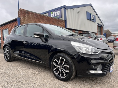 1.5dCi [90] Play 1.5 5dr Hatchback Manual Diesel