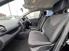 Renault Clio 1.5 dCi [90] Play 5-Door Hatchback Euro 6 Diesel Manual