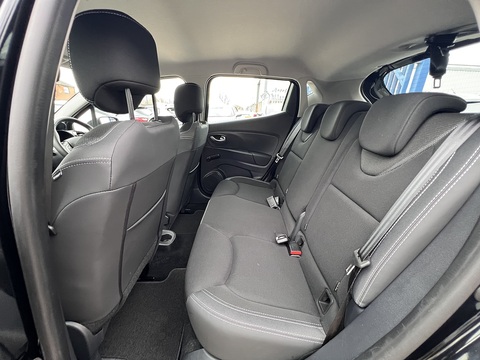 1.5dCi [90] Play 1.5 5dr Hatchback Manual Diesel