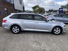 Skoda Superb 2.0 TDI S  Estate Car Diesel Manual Euro 6 (s/s) (150 ps)