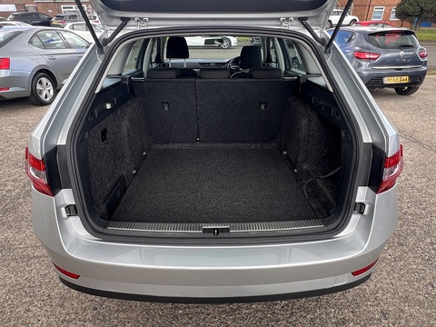 2.0 TDI [150] S (Euro 6) 2.0 5dr Estate Manual Diesel