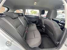 Skoda Superb 2.0 TDI S  Estate Car Diesel Manual Euro 6 (s/s) (150 ps)
