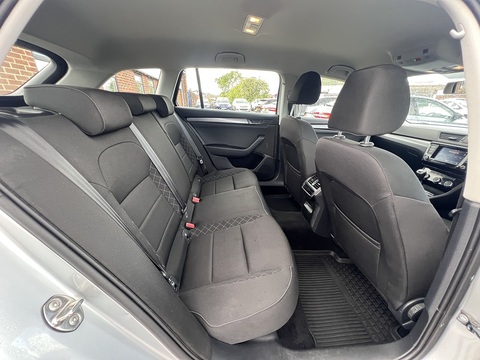 2.0 TDI [150] S (Euro 6) 2.0 5dr Estate Manual Diesel