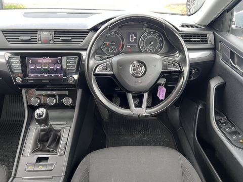 2.0 TDI [150] S (Euro 6) 2.0 5dr Estate Manual Diesel
