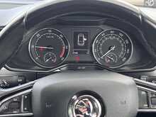 Skoda Superb 2.0 TDI S  Estate Car Diesel Manual Euro 6 (s/s) (150 ps)