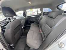 Skoda Superb 2.0 TDI S  Estate Car Diesel Manual Euro 6 (s/s) (150 ps)
