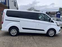 Ford Tourneo Custom 2.0 320 EcoBlue Zetec Euro 6 (s/s) 5Dr (8 Seats)
