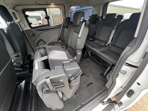 2.0 EcoBlue [105] 320 Zetec Euro 6 (s/s) 5Dr (8 Seats) 2.0 5dr Minibus Manual Diesel