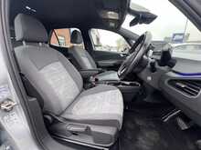 Volkswagen ID.3 Pro 58kWh Life Auto Electric 5-Door Hatchback