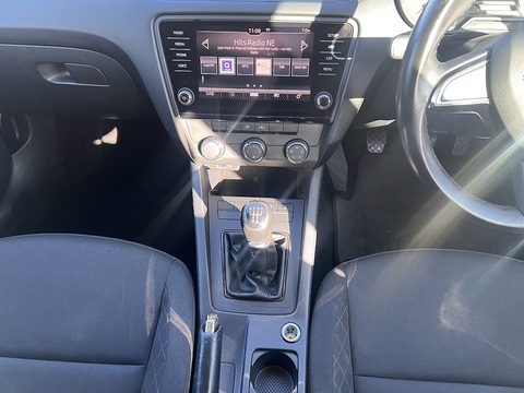 1.6 [115] TDI S Euro 6 (s/s) 1.6 5dr Estate Manual Diesel